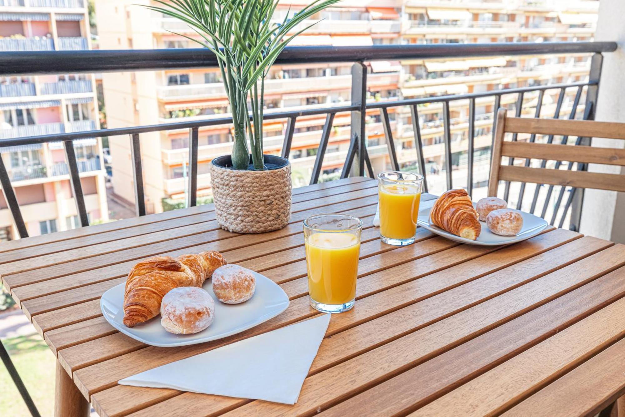 Intercontinental Superbe Appartement Avec Piscine Menton Exterior photo