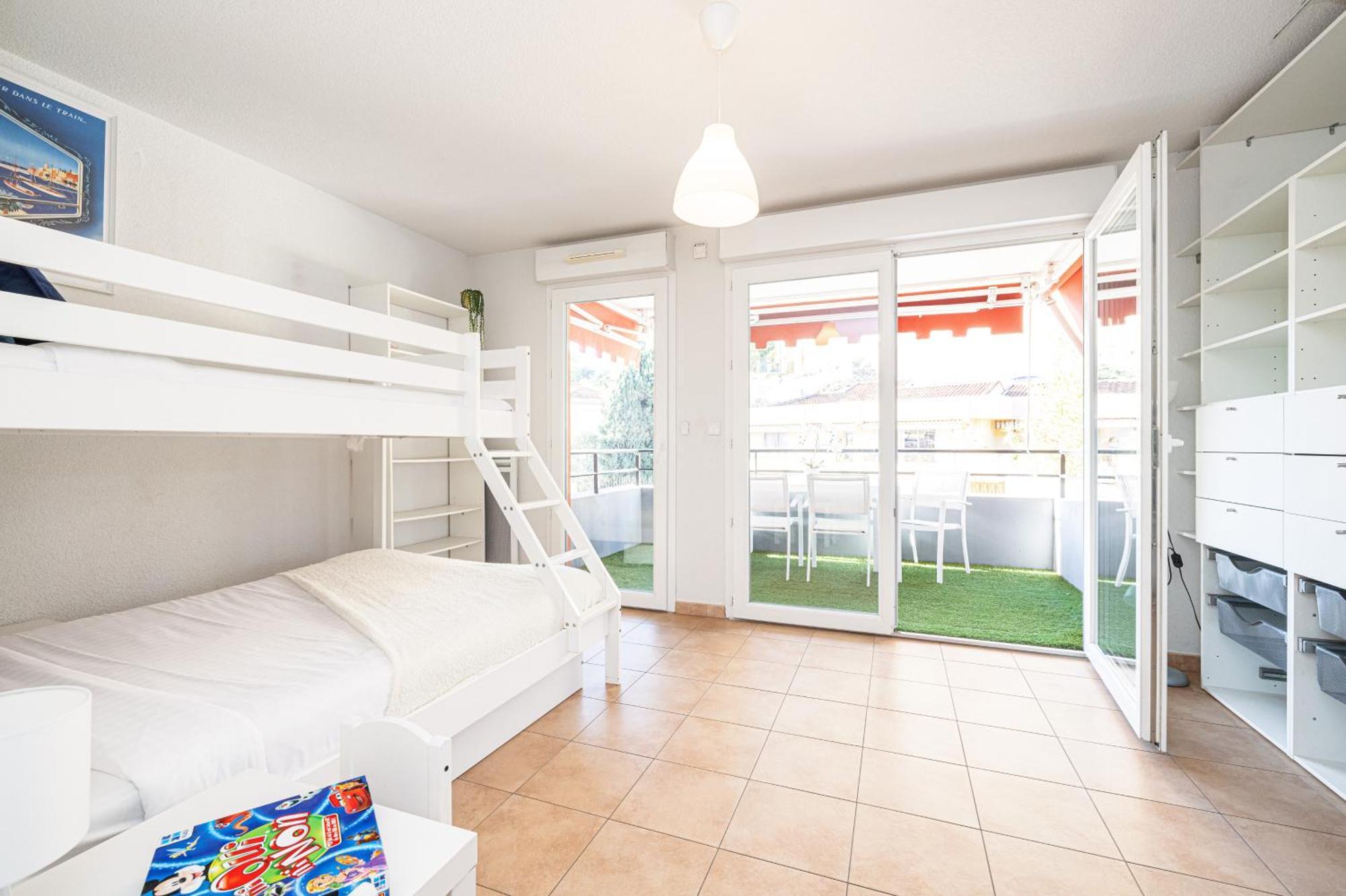 Intercontinental Superbe Appartement Avec Piscine Menton Exterior photo